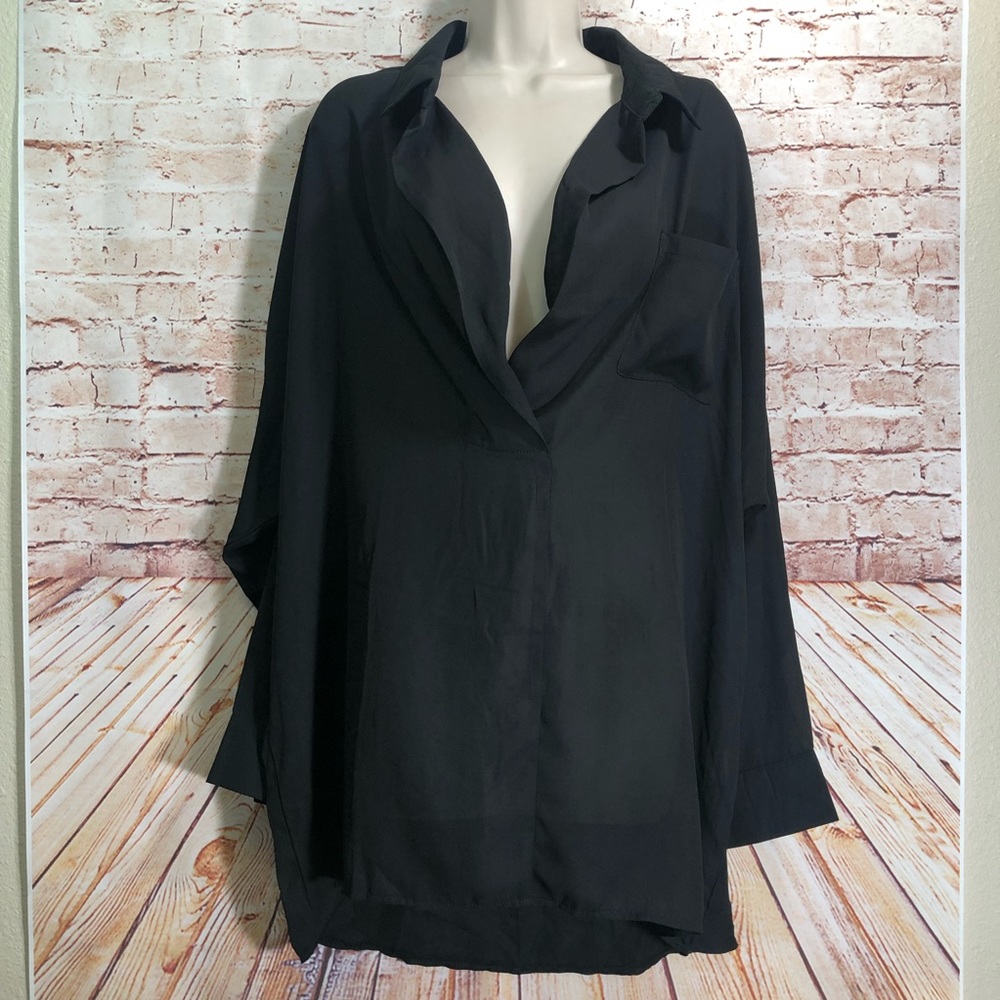 NWOT Missguided+ | Plunge Neckline Blouse